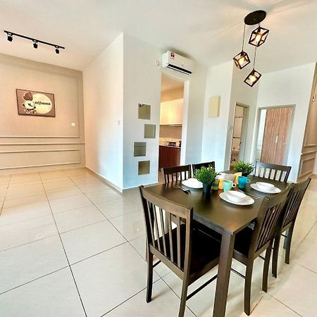 Seasons Luxury Apartment By Jk Home Johor Bahru Ngoại thất bức ảnh