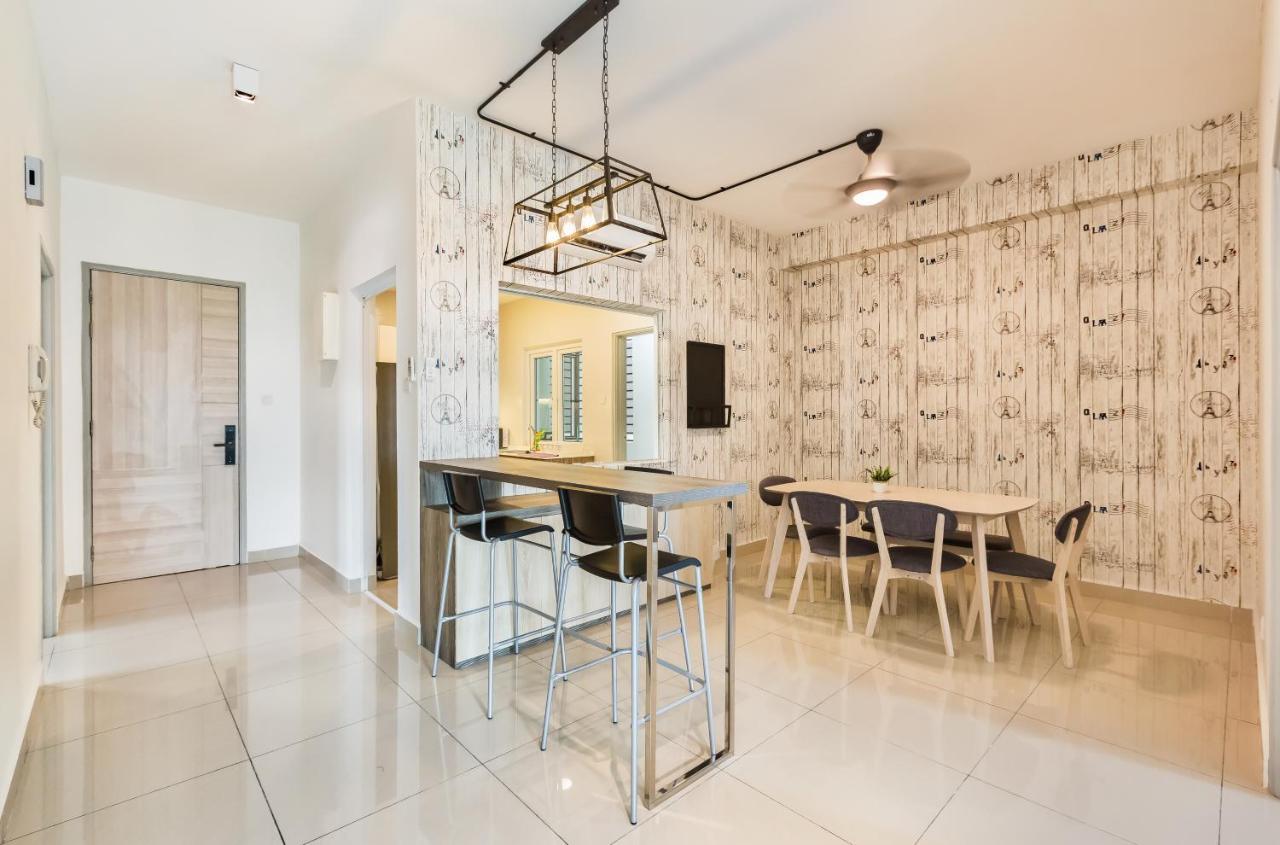 Seasons Luxury Apartment By Jk Home Johor Bahru Ngoại thất bức ảnh